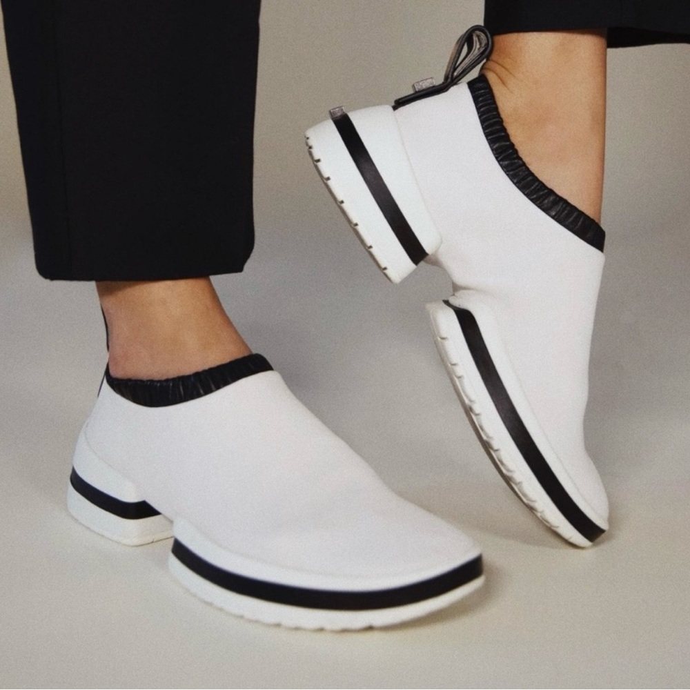 Stuart Weitzman White Leather SW-612
Slip On Sneakers Size 6.5.